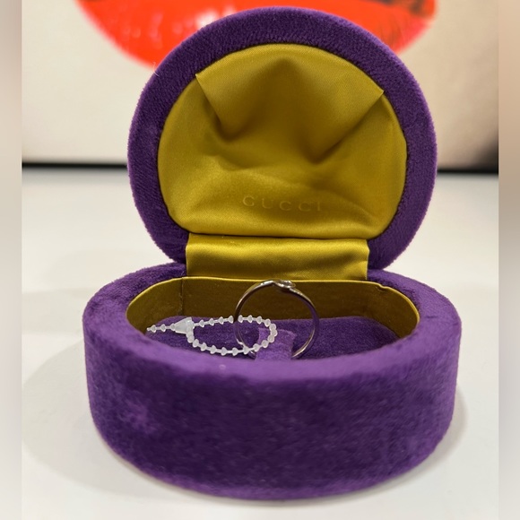 GUCCI GG Running 18K White Gold Stacked Ring - Picture 2 of 11